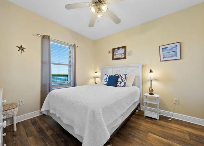 Crystal Tower 1003 By Youngs Suncoast