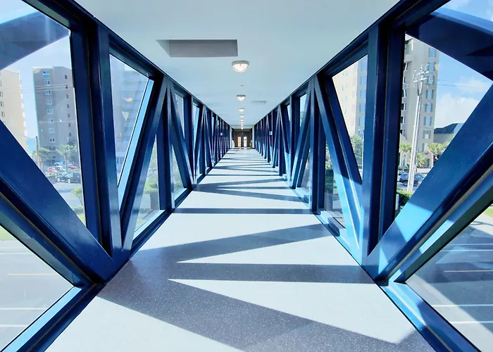 Apartment Crystal Tower 1003 By Youngs Suncoast